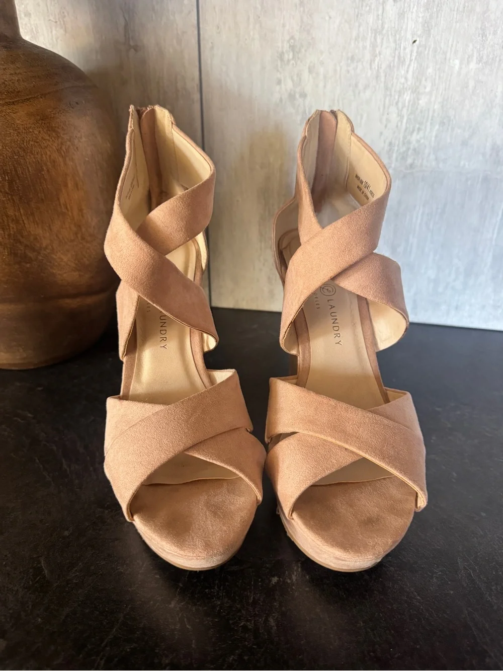 Chinese Laundry | Blush Pink Suede Wedge Sandals | 10